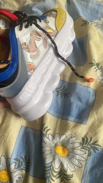 Versace Chain reaction