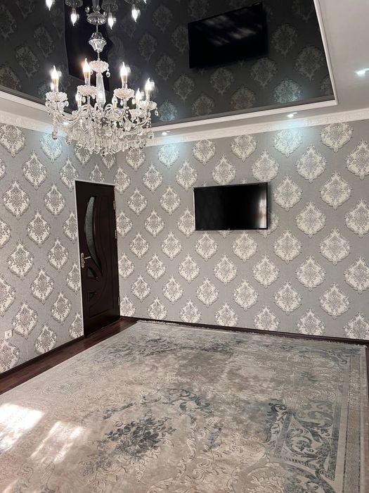 Barcha qulayliklarga ega 4 xonali uy sotiladi