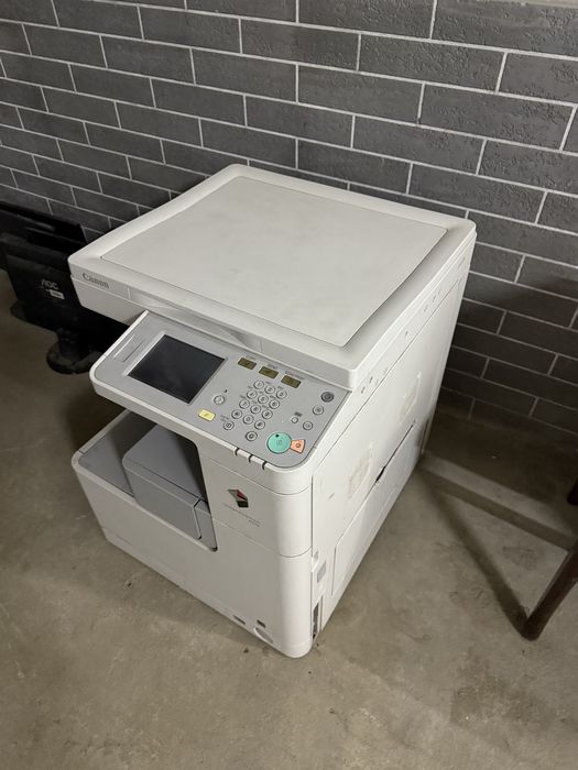 Printer Canon imageRunner 2520 4v1 A3 A4 holati zor kam ishlagan
