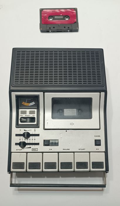 Grundig C450 Automatic (1977 г.) Ретро касетофон Напълно работещ!