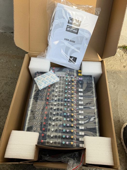Mixer audio soundcraft EFX12