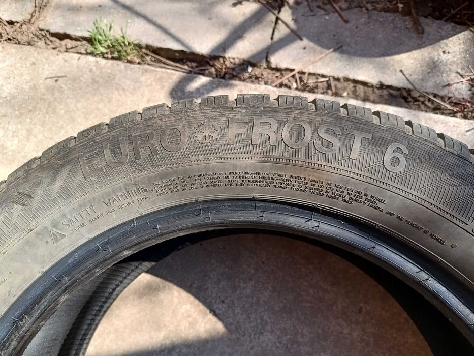 Чифт зимни гуми Gislaved 225/55/R17 V XL Euro Frost 6, запазени