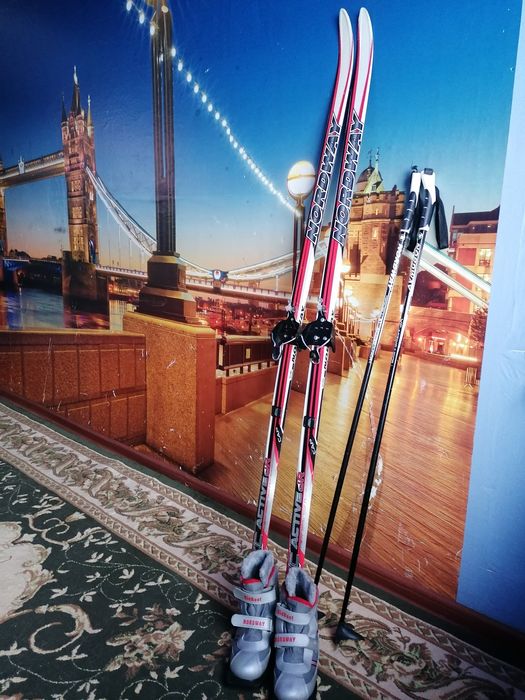 Подростковые лыжи