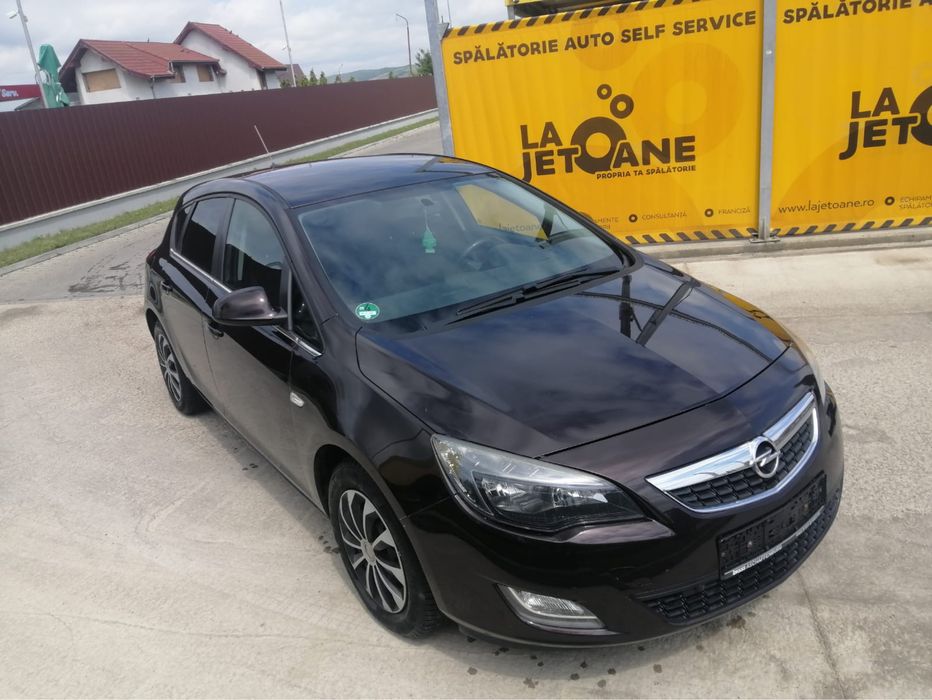 Opel Astra J 2012 de vânzare