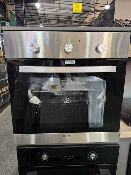 Духовой шкаф Hisense HB060203 встраиваемый 61 л