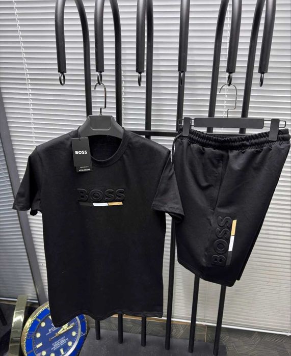 Къси маркови комплекти