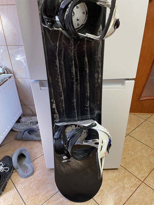 Placa snowboard 150 cm cu legaturi
