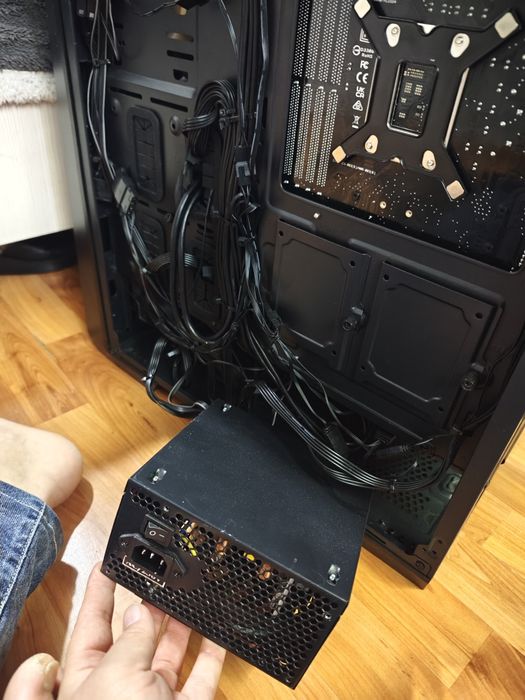 Б/п Wintek 600w plus 80 bronze ОБМЕН интересует