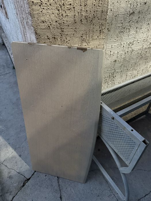 Продам стол в рабочем состоянии