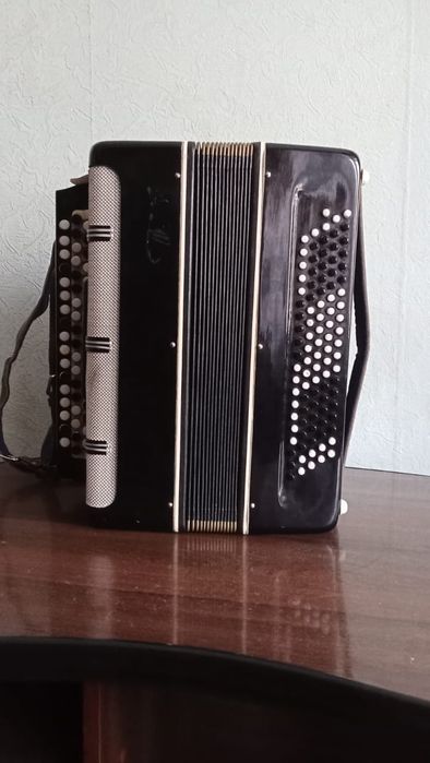 Продам баян в хорошем состоянии