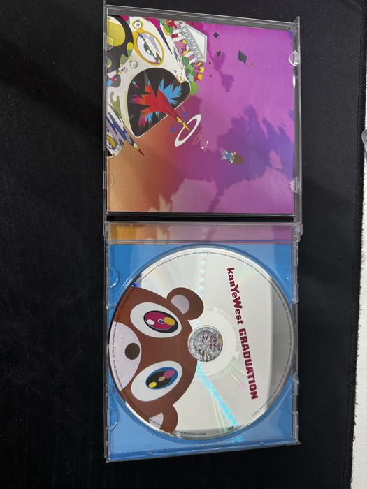 оригинальные рабочие CD-диски Kanye West, в идеальном состоянии.