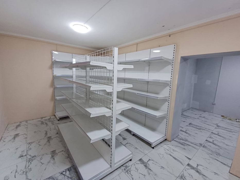 Полки прилавки витрины стеллаж