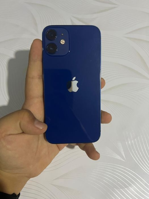 Продам IPhone 12 mini