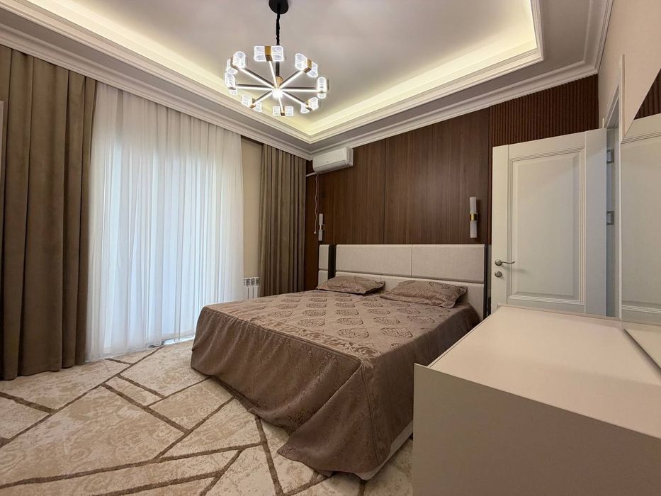 Продается 3х ком квартира, ЖК Nur, ор-р: Алайский рынок, 75м²