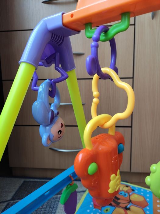 Активна гимнастика за бебе