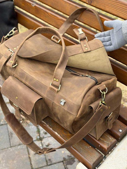 Geantă din piele naturală. Geantă de voiaj.