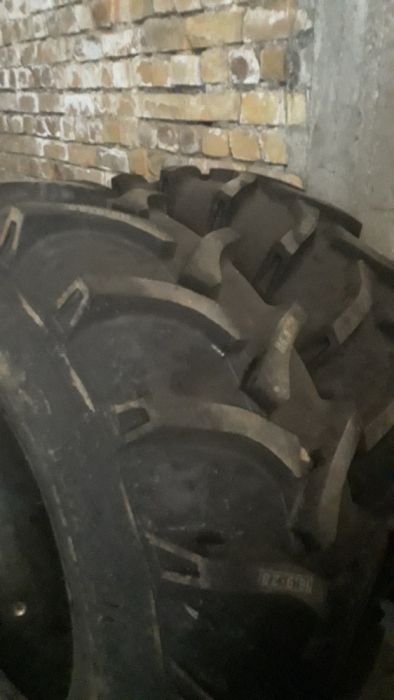 Шина погрузчика 16/70-24