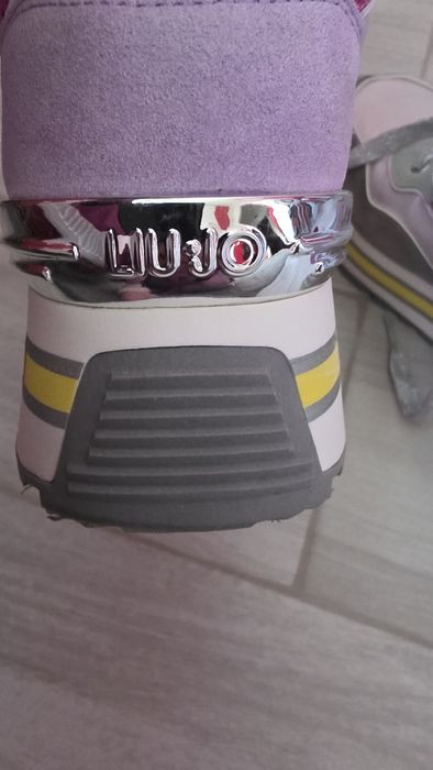 Adidasi Liu'Jo marimea 37