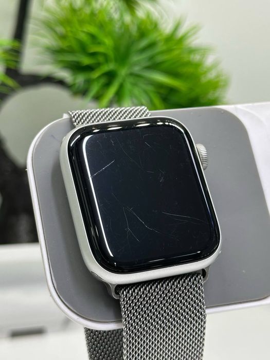 Apple Watch SE 2 44 мм