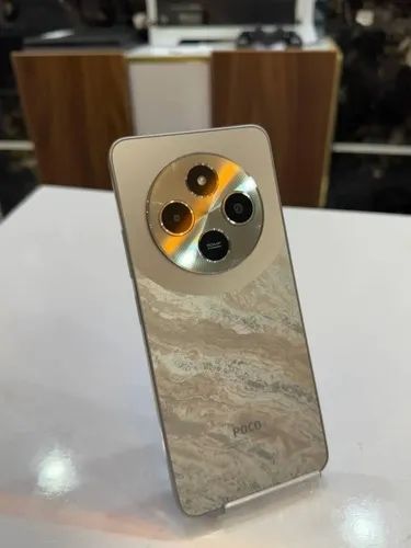 POCO C75 золотого цвета новый!