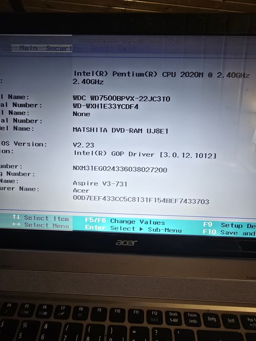 Laptop 17.3" Acer Aspire V3-731 – Pentru piese / Diagnoză / PC Birou (Defect ecran)