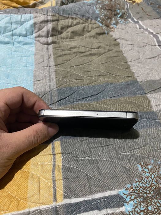Iphone 4 S holati zor