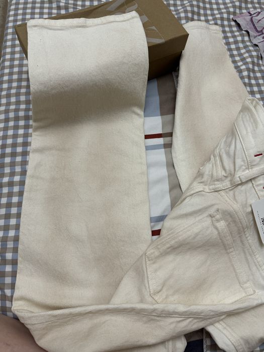 Джинсы Zara 32 р