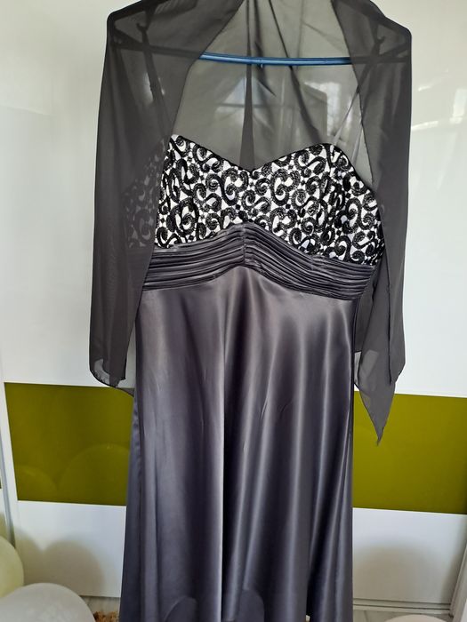 Rochie eleganta scurta