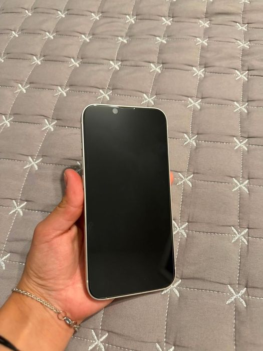iPhone 13 128Gb (Starlight)