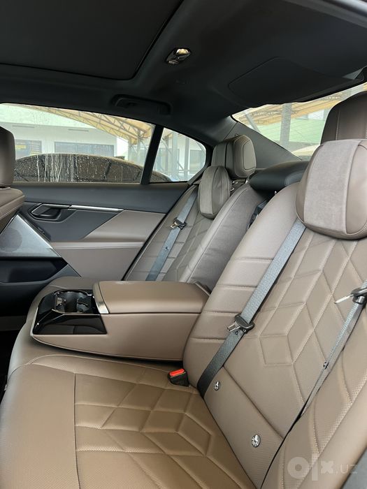 BMW i5 35L ideal xolatda