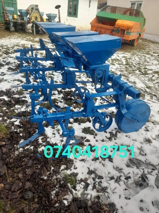 Prașitoare cu fertilizare