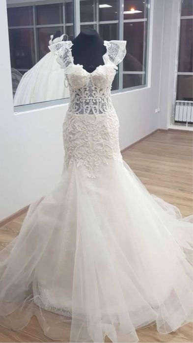 Продам свадьебная платья