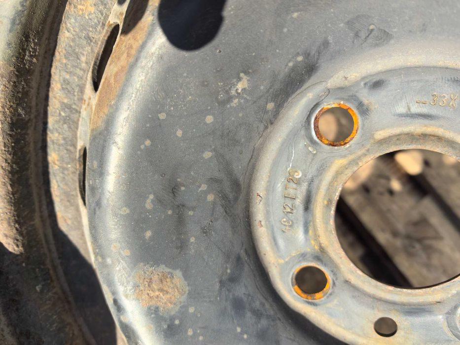 14 цола 4 х 100 мм Рено Туйнго / Клио / Канго - 5,5 Инча / ЕТ 29