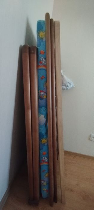 Кровать детская.