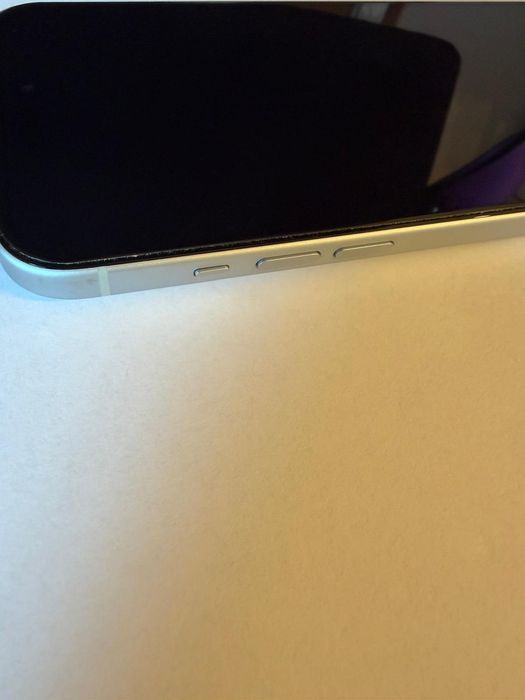 Apple  IPhone 15