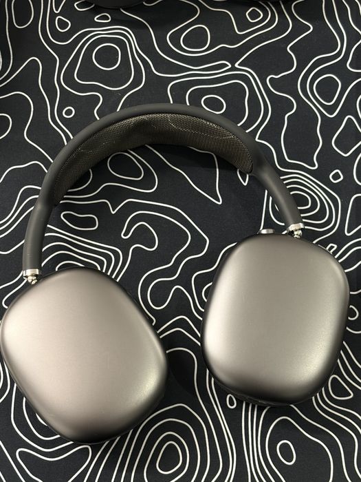 Apple Airpods max