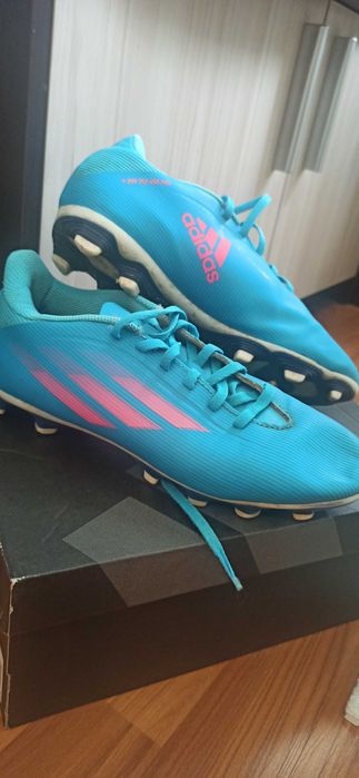 Бутонки Adidas ( размер 40)