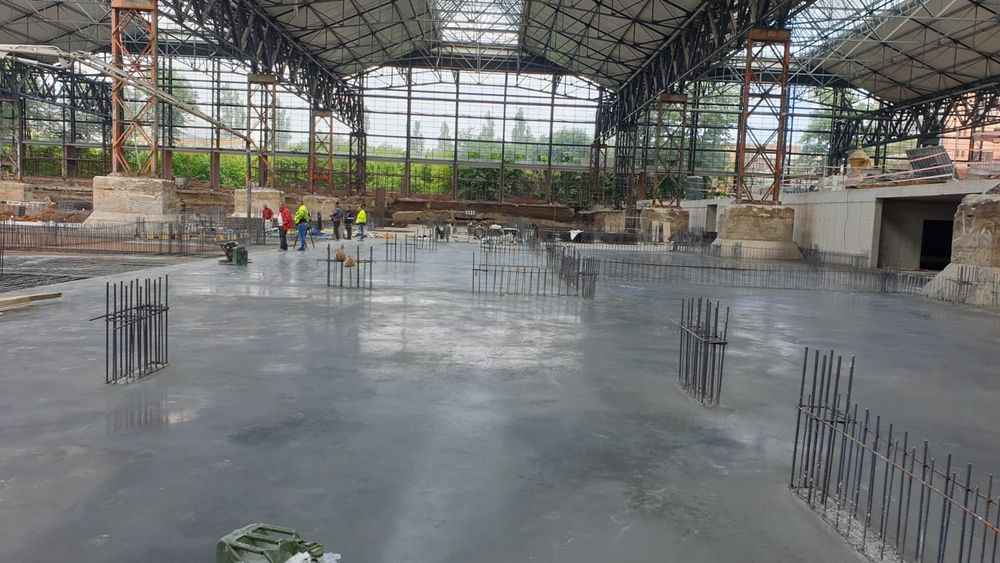 Turnare Beton, Elicopterizare cu cuart, Periat, Beton in curte