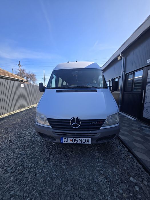 Vand Microbuz Sprinter 23 locuri