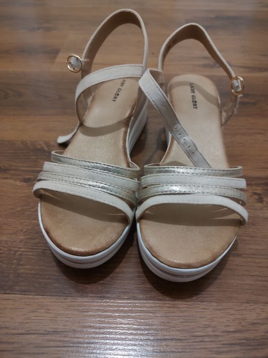 Дамски удобни сандали