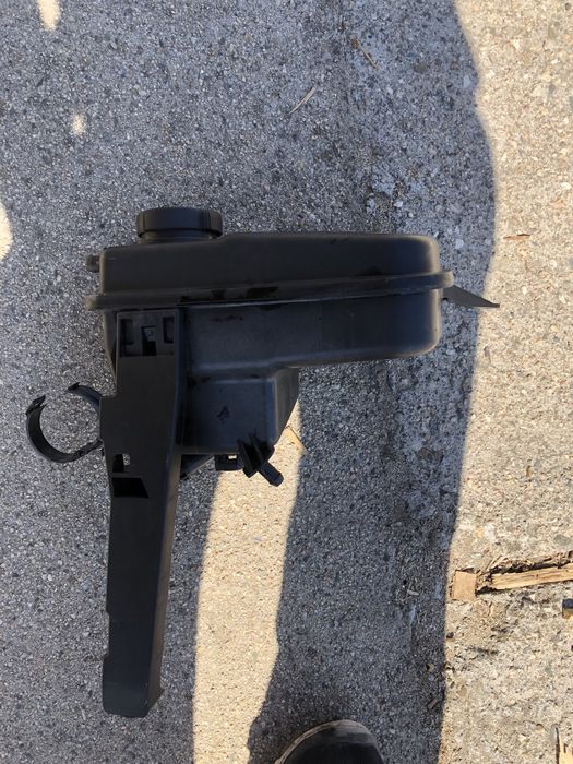 Разширителен съд за Бмв Е60 Е61 525д 530д 177кс 218кс 231кс