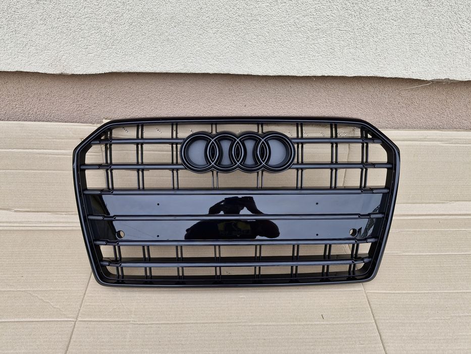 Grila centrala Audi A6 C7 S-line facelift 2014-2018 NOUA