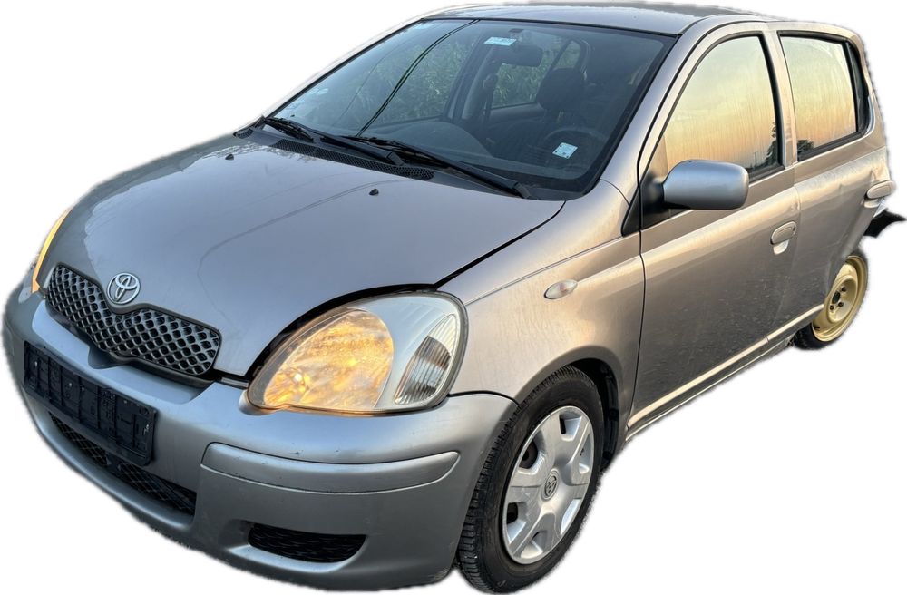 Toyota Yaris 1.0 VVT-i  Тойота Ярис 1.0и на-части!