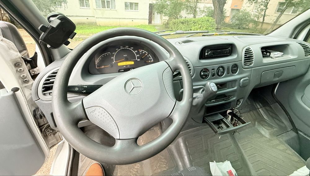 Mercedes Benz Sprinter 216 4+1 automata