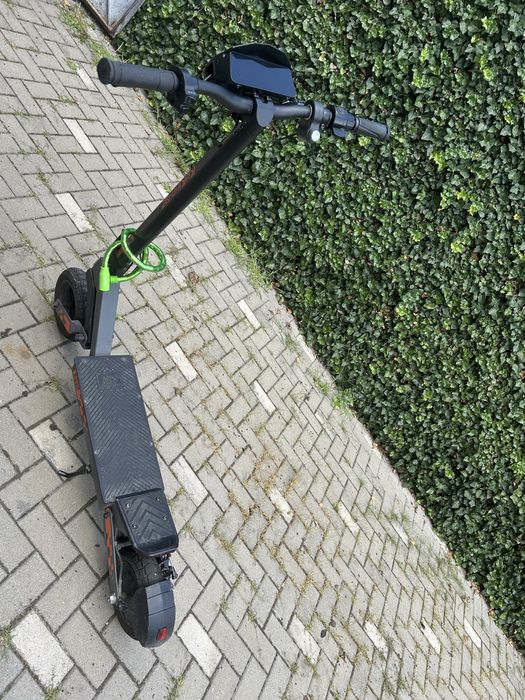 kukirin g2      .