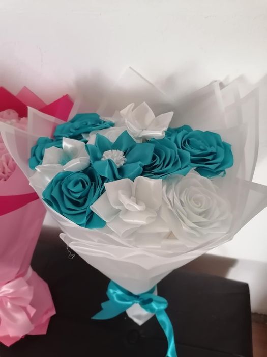 Букет вечни рози