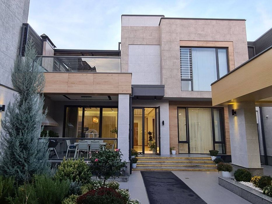 Центр Луначарского Дом 540 м2