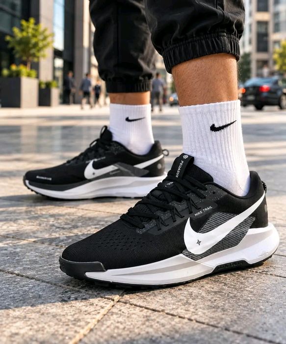Нов модел Nike TRAIL, Armani