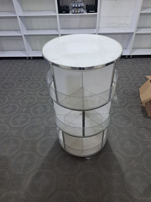 Савдо дукони учун комплект мебеллар туплами.