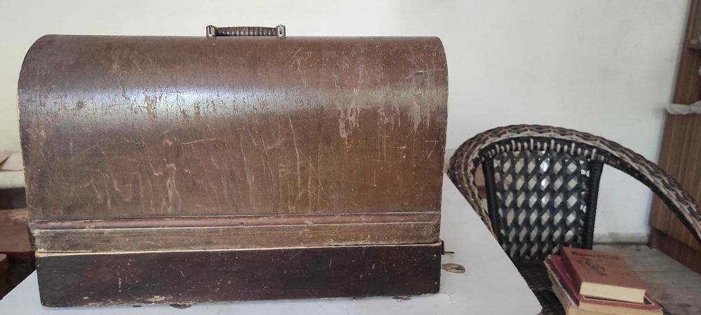 Швейная машинка ПМЗ б/у